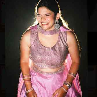 Shreya parshetye